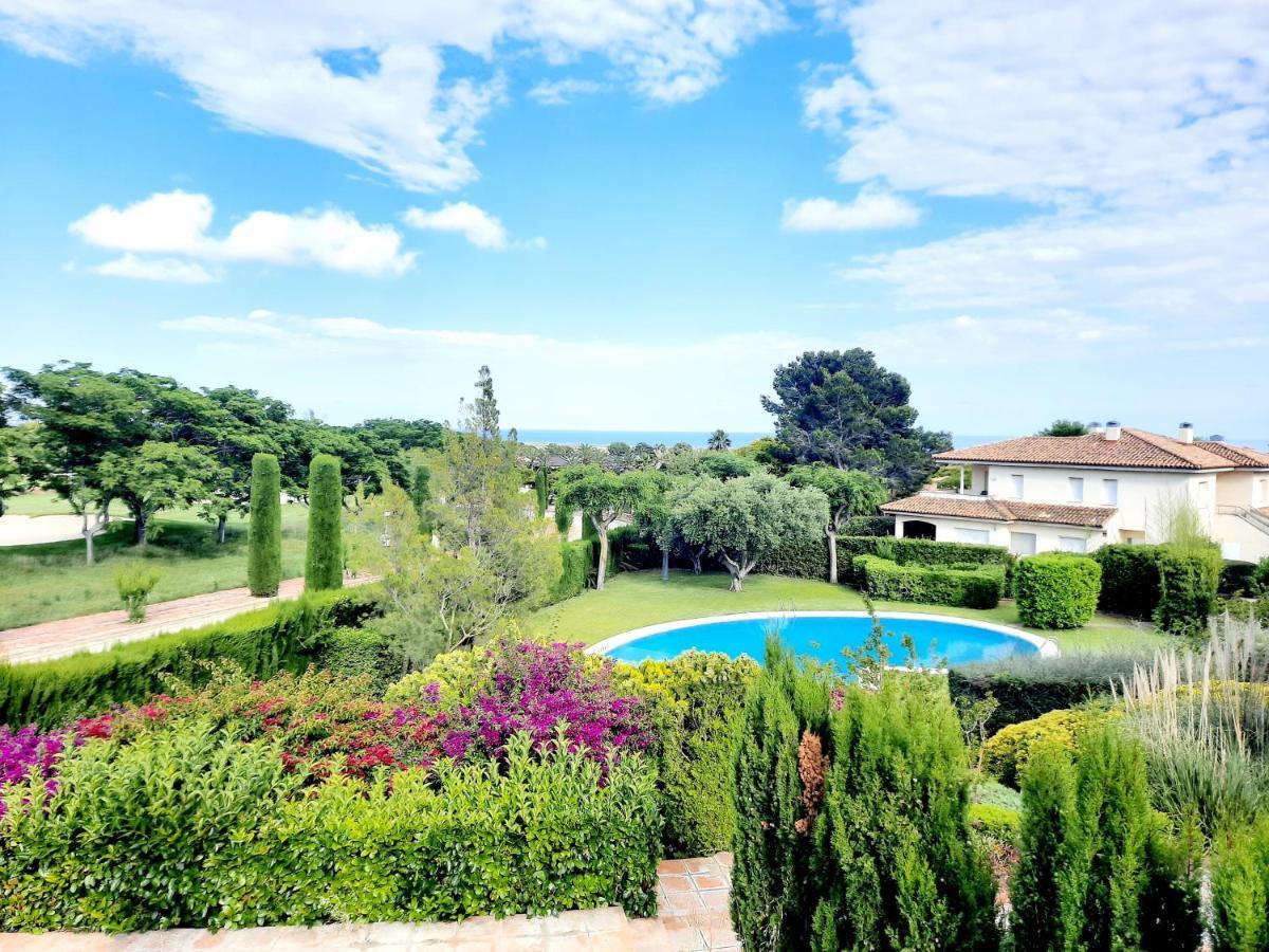 Apartamento Vistas Golf Bonmont Bonmont Terres Noves Экстерьер фото