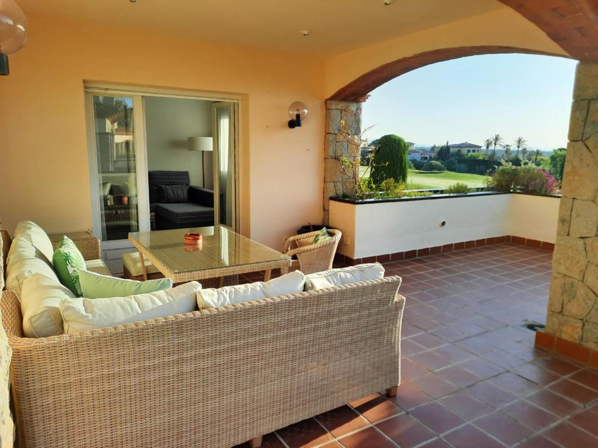 Apartamento Vistas Golf Bonmont Bonmont Terres Noves Экстерьер фото