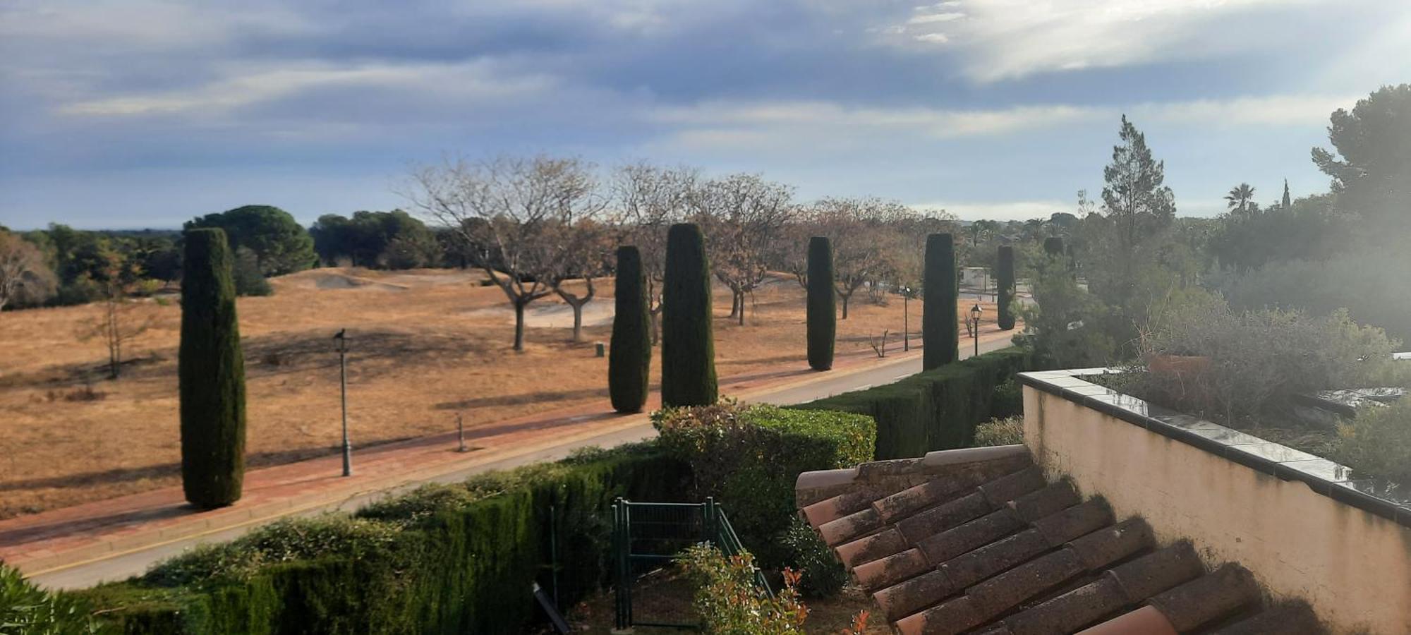 Apartamento Vistas Golf Bonmont Bonmont Terres Noves Экстерьер фото